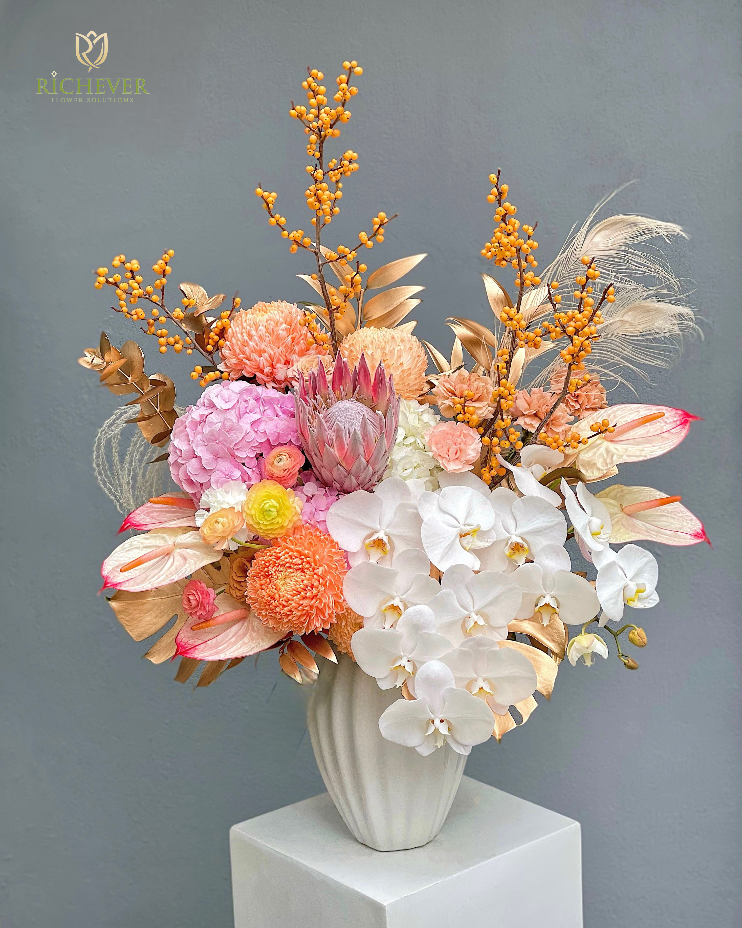 Hoa trang trí văn phòng định kỳ